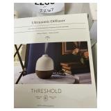 Threshold ultrasonic diffuser