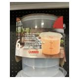 2-6qt Cambro food storage conainers & lids