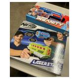 Nerf laser strike 2- pack