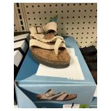 Mt Sole ladies sandal size 7