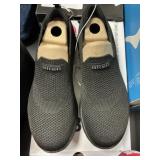 Skechers ladies slip on shoe size 7