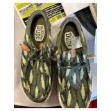 Hey Dude size 9