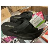 Skechers flip flops ladies size 7