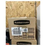 Rubbermaid containers set