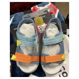 Osh Kosh toddler sandal size 8