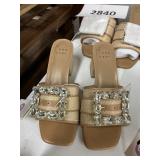 A new day ladies heel 9.5