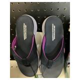 Skechers flip flops ladies size 7