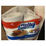 Hefty 250ct Plates