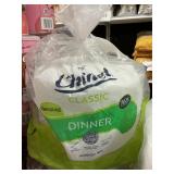 Chinet dinner plates 165 ct