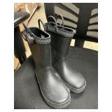 Kids rain boots size 11/12