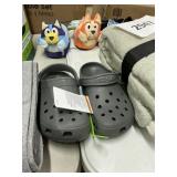 Crocs size M8W7