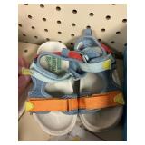 Osh kosh sandal size 6
