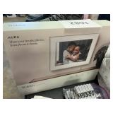 Aura Walden photo frame