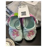 Toddler adventure clogs size 7