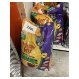 Meow mix 32lb