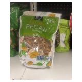 Pecan halves 32 oz