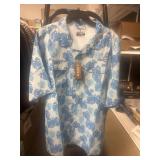 Habit short sleeve button down XL