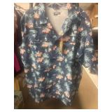 Habit short sleeve button down XL