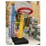 Little Tikes basketball set
