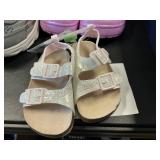 Osh Kosh toddler sandal size 7