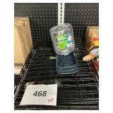 Animal crate - gravity waterer