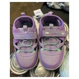 Osh Kosh toddler sneaker size 8