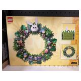 Lego spring wreath 747 pc