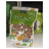 Pecan halves 32 oz
