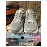 Skechers swift fit sneaker size 7.5