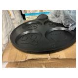 Smiley face skillet
