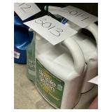 Simple Green cleaner + spray bottle 140oz