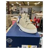 White Mt womens lace up sneaker size 8