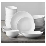 32pc Porcelain dinnerware set
