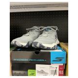 Skechers mens pickleball shoe size 10.5