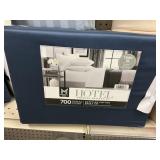 Hotel Coll Twin XL  sheet set 700tc