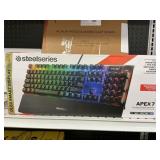 Stelseries Apex 7 keyboard