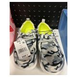 Eddie Bauer size 1
