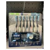 Oral B toothbrushes 7 pack