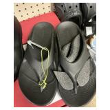Oofos flip flop size M8W10