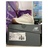 NB womens sneakers size 9.5