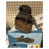 Mt Sole leather sandal size 8