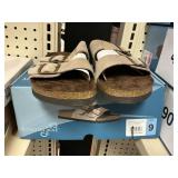 Mt Sole leather sandal size 9