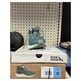 Eddie Bauer womens outdoor boot size 9
