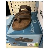 Mt Sole leather sandal size 7
