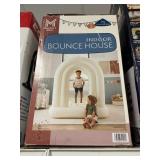Indoor bounce house