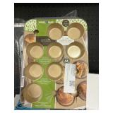 Nordic Ware 12c muffin pan 2 ct 1 lid