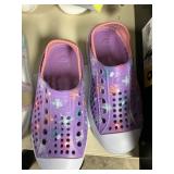 Skechers water shoes girls size 11