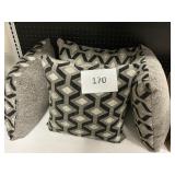 16x16in Throw pillow set of 4