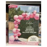Party Aire 27pc balloon garland