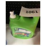 Laundry detergant 196 fl oz